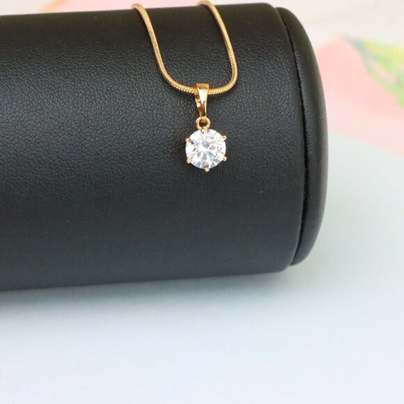 "Sparkling White Solitaire Pendant in Gold – Radiant Charm, XPPT1640 - Picture 3 of 13